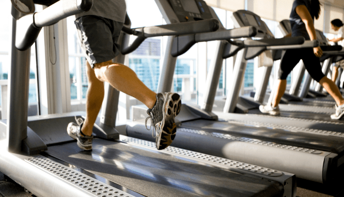 企業がジムを福利厚生として導入するメリットは？