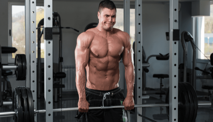 スミスマシンで行うシュラッグのやり方