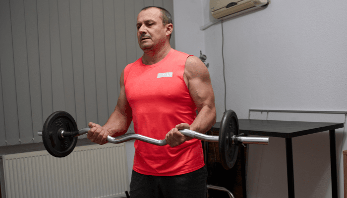 EZバーカール｜上腕二頭筋を効率よく鍛えられる